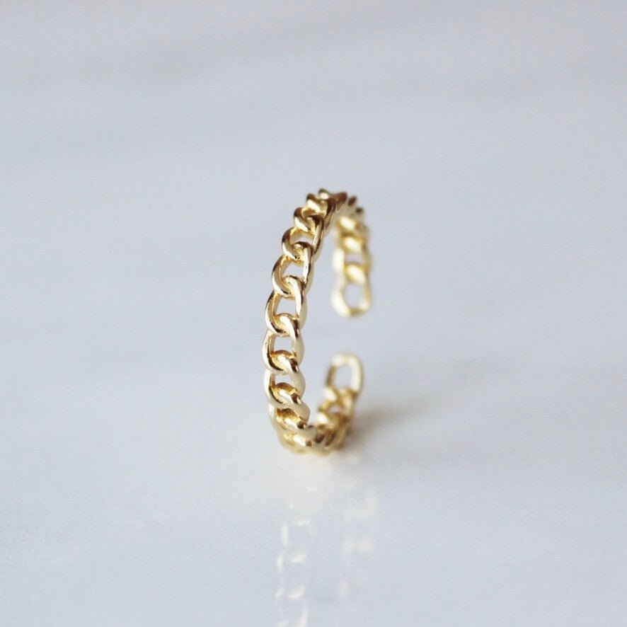 Gold Chain Rings  Delicate Chain Ring – Prism and Joy Jewelry